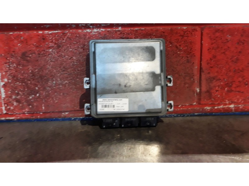 Recambio de centralita motor uce para peugeot 407 coupe  | 0.05 - ...  | 0.05 - ... referencia OEM IAM 5WS40379AT  