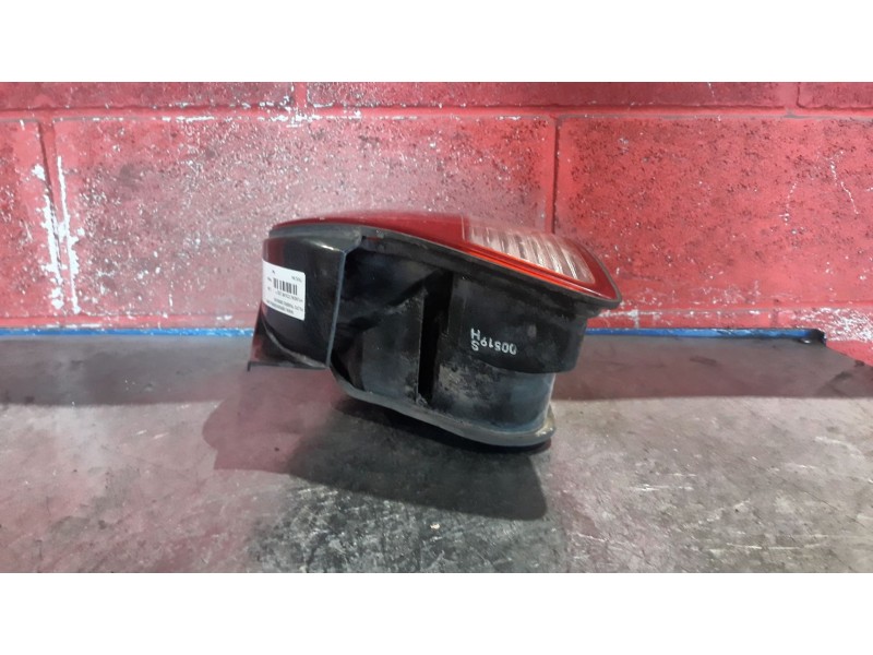 Recambio de piloto trasero derecho para hyundai coupe (j2)  | 0.96 - 0.99  | 0.96 - 0.99 referencia OEM IAM   