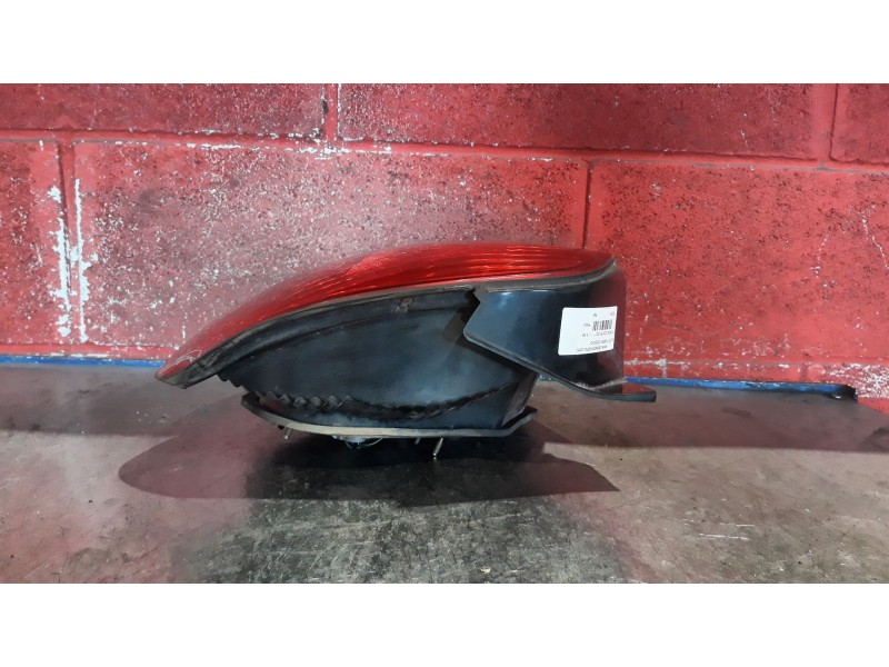 Recambio de piloto trasero derecho para hyundai coupe (j2)  | 0.96 - 0.99  | 0.96 - 0.99 referencia OEM IAM   