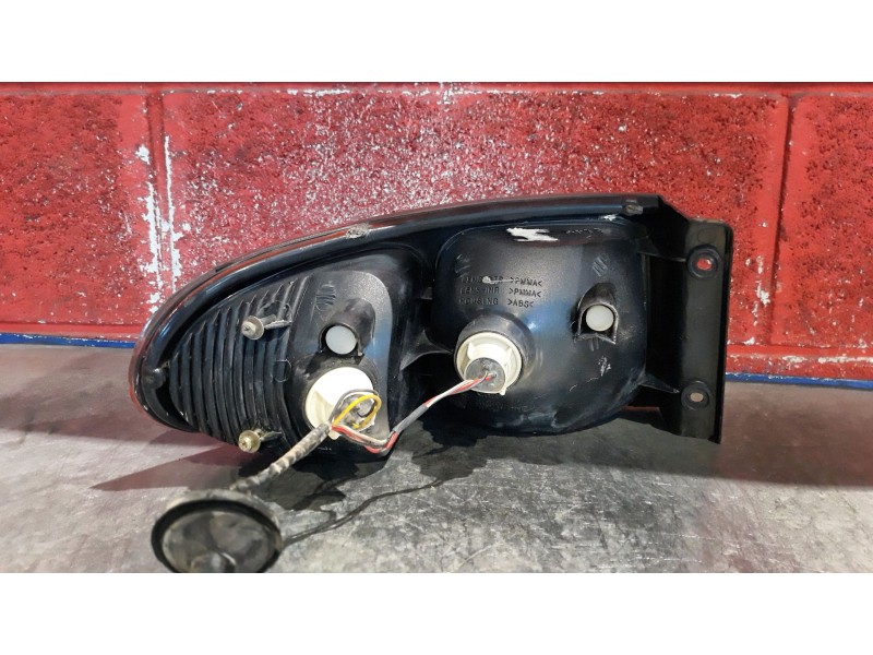 Recambio de piloto trasero derecho para daewoo lanos 1.4 cat | 0.97 - ... 1.4 cat | 0.97 - ... referencia OEM IAM   