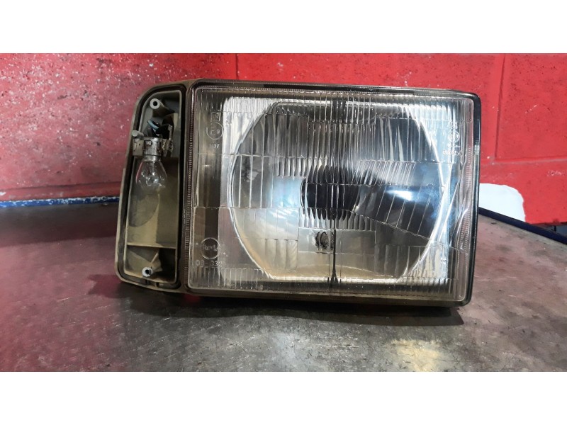 Recambio de faro derecho para seat trans 0.9 referencia OEM IAM   