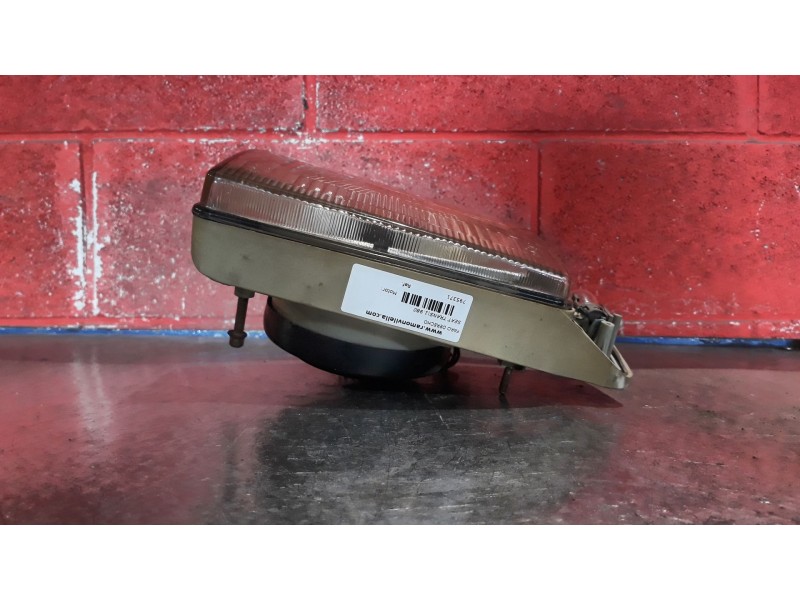 Recambio de faro derecho para seat trans 0.9 referencia OEM IAM   