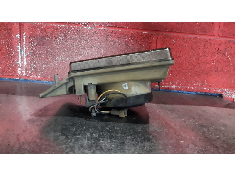 Recambio de faro derecho para seat trans 0.9 referencia OEM IAM   