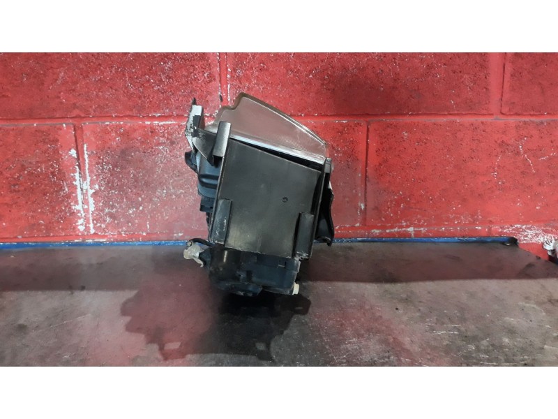 Recambio de faro izquierdo para peugeot expert kombi 2.0 hdi | 0.95 - ... 2.0 hdi | 0.95 - ... referencia OEM IAM   