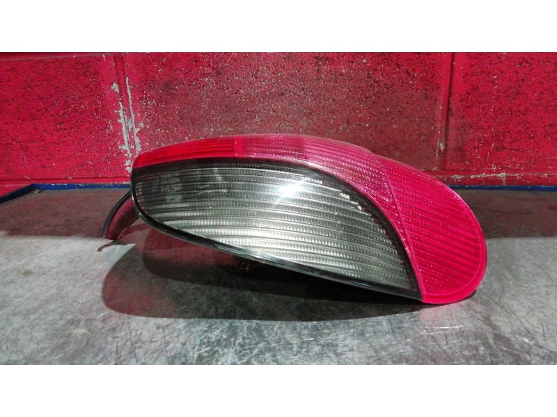 Recambio de piloto trasero derecho para peugeot 306 break  | 0.79 - 0.03  | 0.79 - 0.03 referencia OEM IAM   