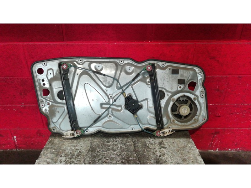 Recambio de elevalunas delantero derecho para fiat stilo (192) 1.8 16v dynamic referencia OEM IAM    Recambio de elevalunas delantero derecho para fiat stilo (192) 1.8 16v dynamic referencia OEM IAM