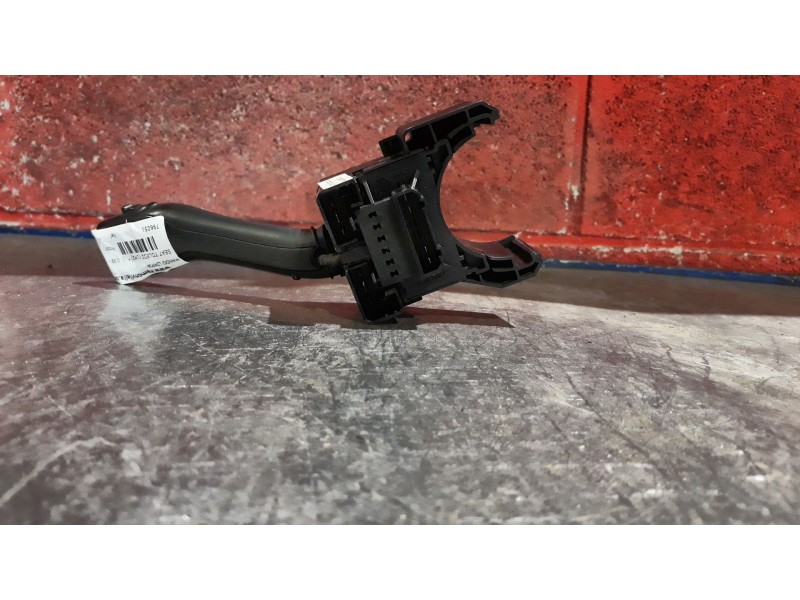 Recambio de mando limpia para seat toledo (1m2)  | 0.99 - 0.04  | 0.99 - 0.04 referencia OEM IAM   