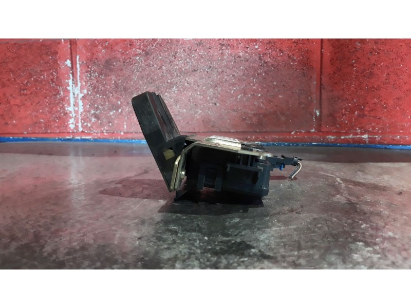 Recambio de cerradura maletero porton para opel astra h berlina cosmo | 01.04 - 12.07 cosmo | 01.04 - 12.07 referencia OEM IAM  