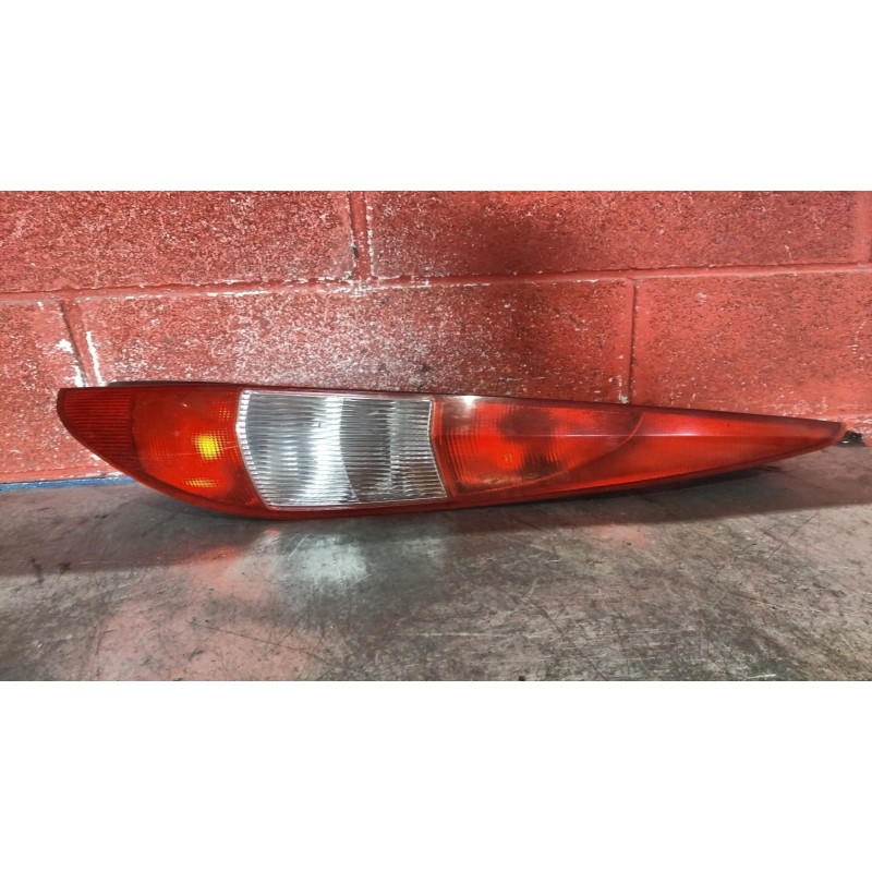 Recambio de piloto trasero derecho para ford mondeo turnier (ge) ghia | 09.00 - 12.02 ghia | 09.00 - 12.02 referencia OEM IAM   