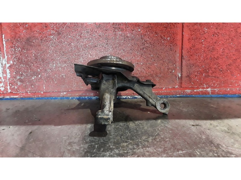 Recambio de mangueta delantera derecha para fiat punto berl. (176) 1.6 cat referencia OEM IAM    Recambio de mangueta delantera derecha para fiat punto berl. (176) 1.6 cat referencia OEM IAM