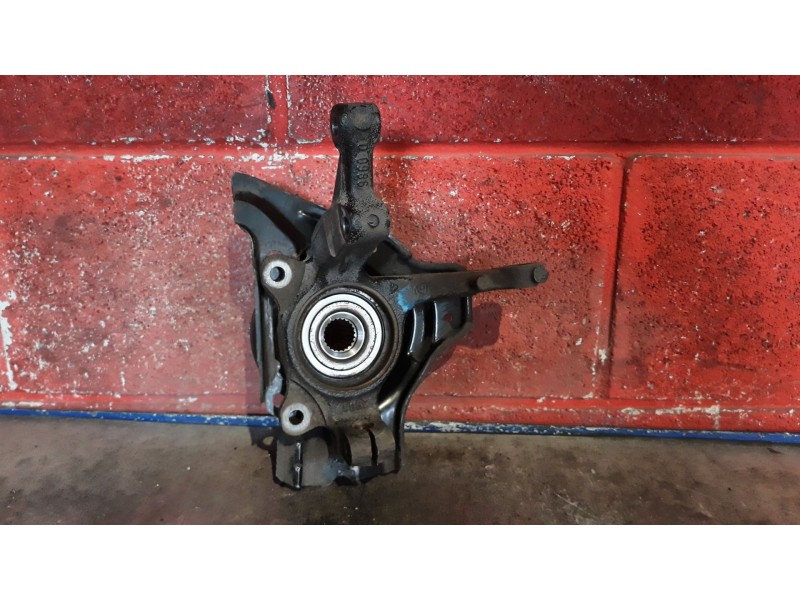 Recambio de mangueta delantera derecha para fiat punto berl. (176) 1.6 cat referencia OEM IAM    Recambio de mangueta delantera derecha para fiat punto berl. (176) 1.6 cat referencia OEM IAM