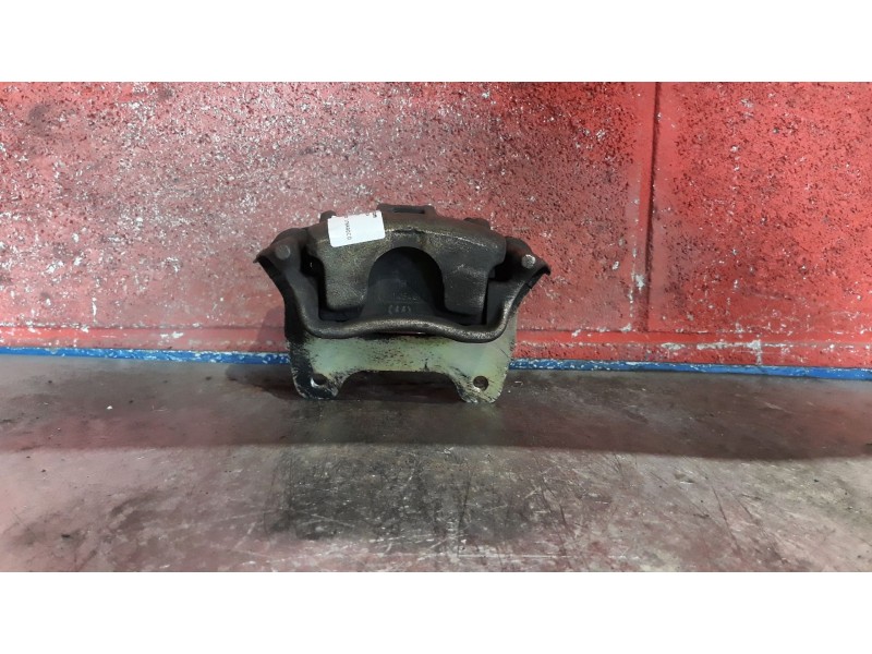 Recambio de pinza freno delantera izquierda para fiat punto berl. (176) 1.6 cat referencia OEM IAM    Recambio de pinza freno delantera izquierda para fiat punto berl. (176) 1.6 cat referencia OEM IAM