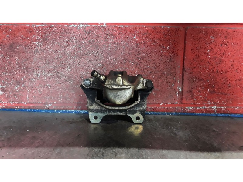 Recambio de pinza freno delantera izquierda para fiat punto berl. (176) 1.6 cat referencia OEM IAM    Recambio de pinza freno delantera izquierda para fiat punto berl. (176) 1.6 cat referencia OEM IAM