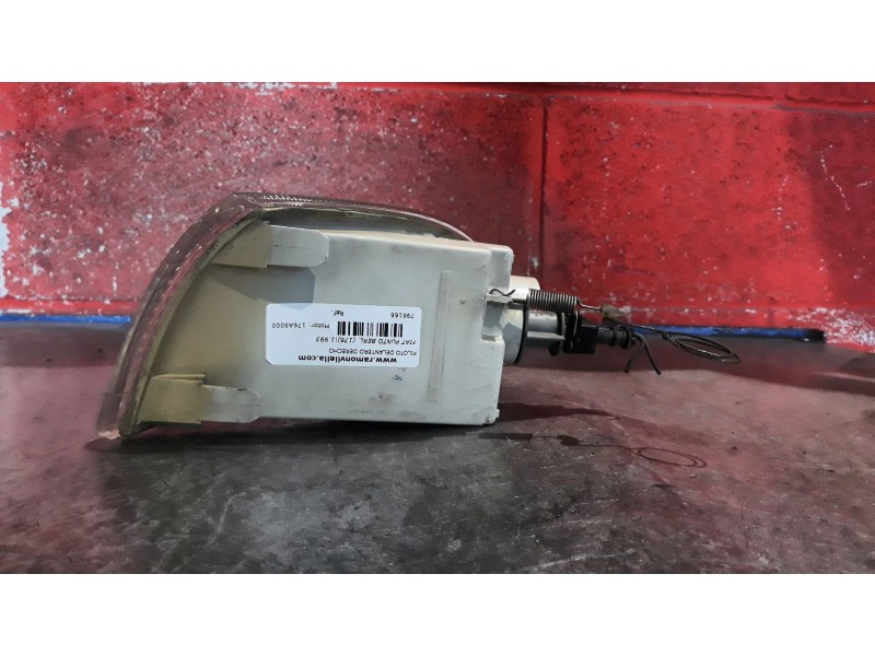 Recambio de piloto delantero derecho para fiat punto berl. (176) 1.6 cat referencia OEM IAM    Recambio de piloto delantero derecho para fiat punto berl. (176) 1.6 cat referencia OEM IAM