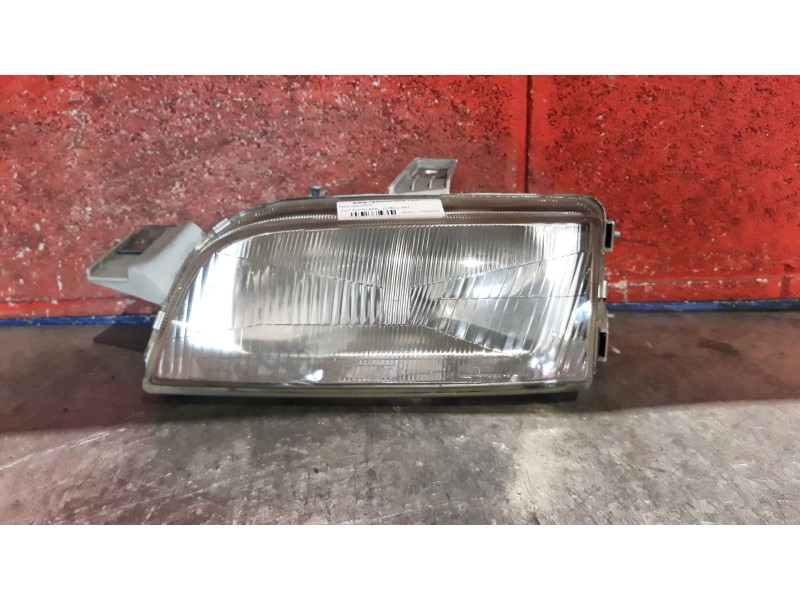 Recambio de faro izquierdo para fiat punto berl. (176) 1.6 cat referencia OEM IAM    Recambio de faro izquierdo para fiat punto berl. (176) 1.6 cat referencia OEM IAM