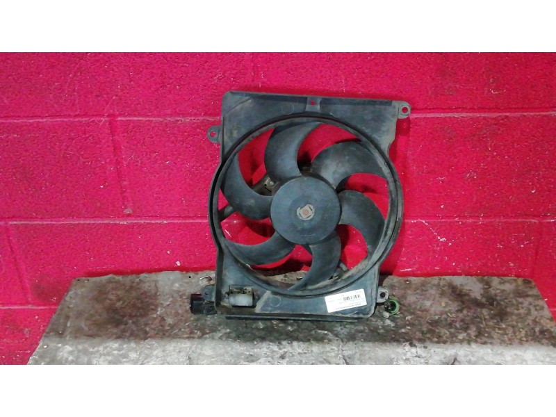 Recambio de electroventilador para fiat punto berl. (176) 1.6 cat referencia OEM IAM    Recambio de electroventilador para fiat punto berl. (176) 1.6 cat referencia OEM IAM