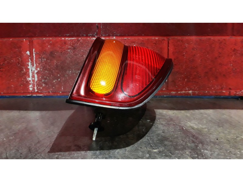 Recambio de piloto trasero derecho para chrysler stratus berlina (ja) 2.0 16v cat | 0.94 - 0.01 2.0 16v cat | 0.94 - 0.01 refere