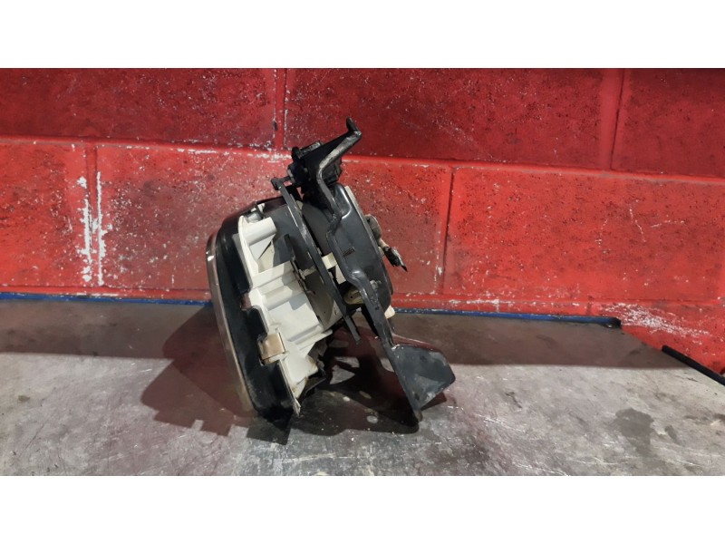 Recambio de faro derecho para opel monterey 3.0 dti limited referencia OEM IAM    Recambio de faro derecho para opel monterey 3.0 dti limited referencia OEM IAM