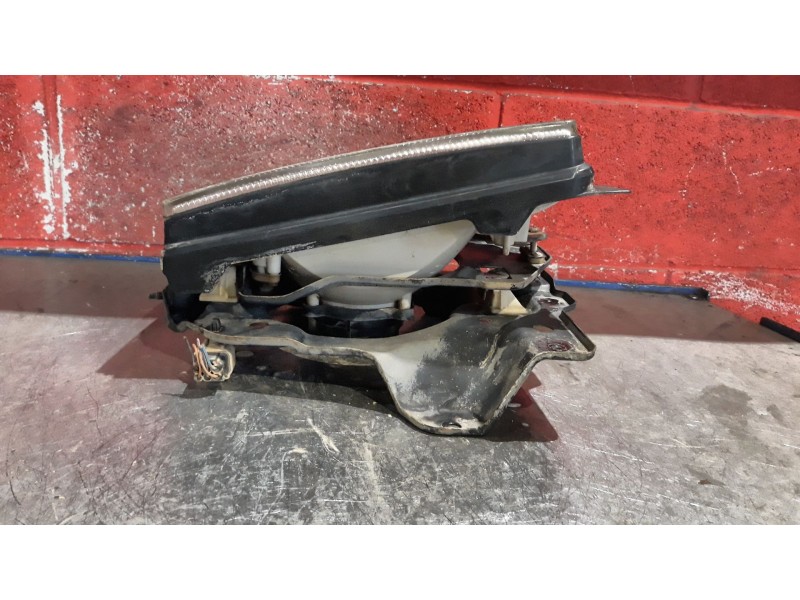 Recambio de faro derecho para opel monterey 3.0 dti limited referencia OEM IAM    Recambio de faro derecho para opel monterey 3.0 dti limited referencia OEM IAM