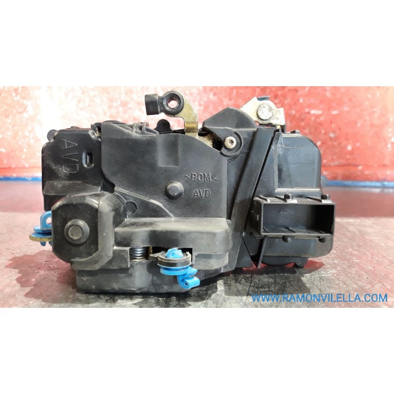 Recambio de cerra. puer. delantero derecha para peugeot partner (s1) break | 07.96 - ... break | 07.96 - ... referencia OEM IAM 