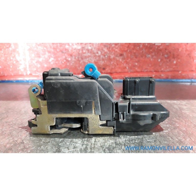 Recambio de cerra. puer. delantero derecha para peugeot partner (s1) break | 07.96 - ... break | 07.96 - ... referencia OEM IAM 