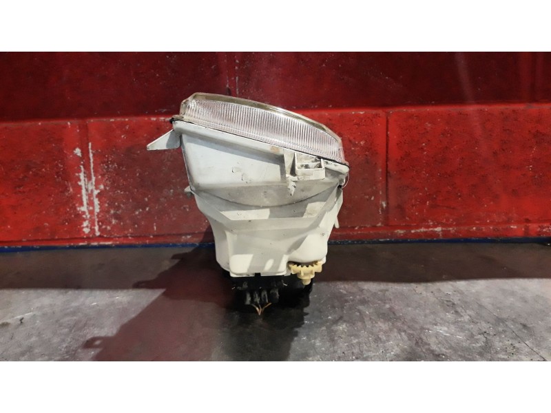 Recambio de faro derecho para volkswagen vento (1h2) 1.8 | 0.91 - ... 1.8 | 0.91 - ... referencia OEM IAM   