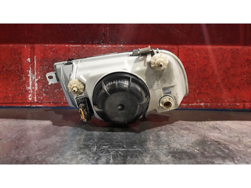Recambio de faro derecho para volkswagen vento (1h2) 1.8 | 0.91 - ... 1.8 | 0.91 - ... referencia OEM IAM   