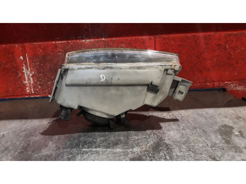 Recambio de faro derecho para fiat punto berl. (176) 55 s referencia OEM IAM   
