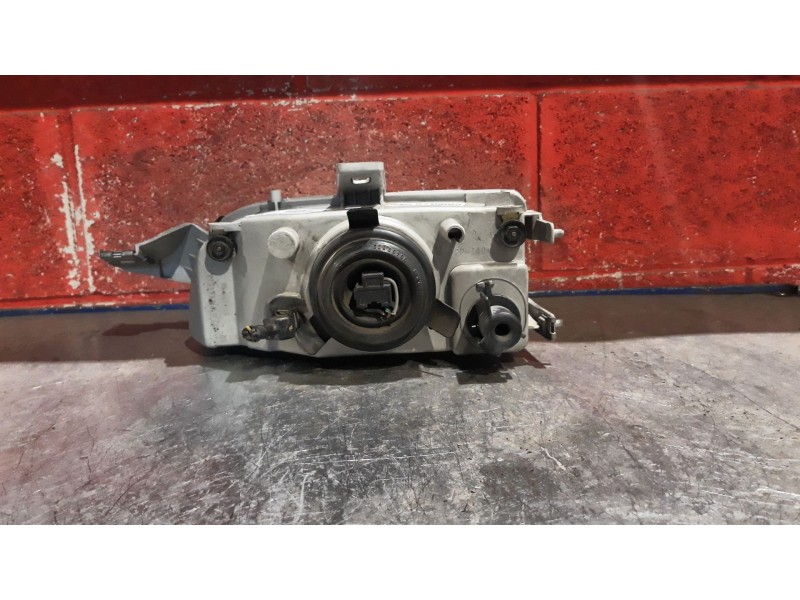 Recambio de faro derecho para fiat punto berl. (176) 55 s referencia OEM IAM   