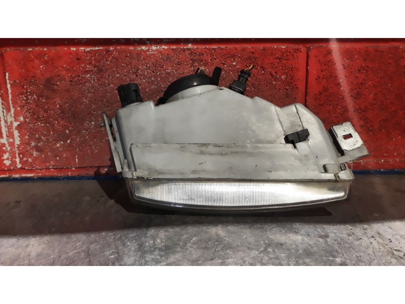Recambio de faro izquierdo para fiat punto berl. (176) 55 s referencia OEM IAM   