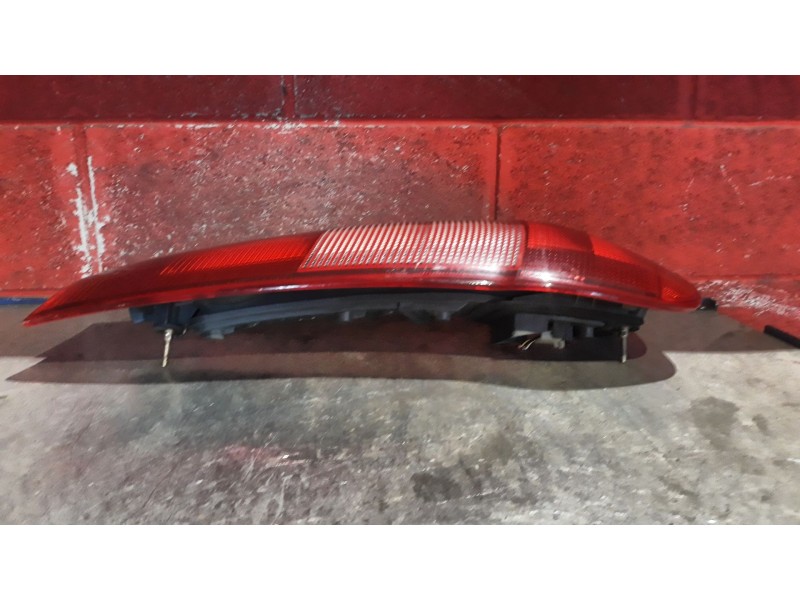 Recambio de piloto trasero izquierdo para fiat punto berl. (176) 55 s referencia OEM IAM   