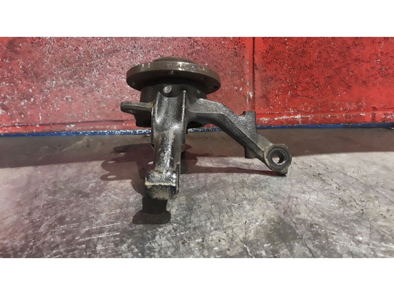 Recambio de mangueta delantera derecha para fiat punto berl. (176) 55 s referencia OEM IAM   