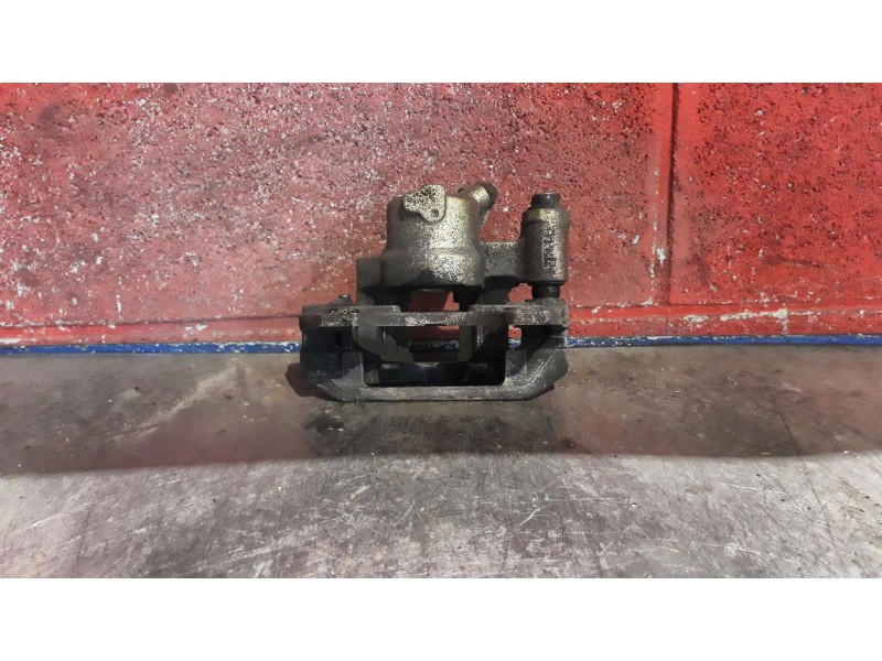 Recambio de pinza freno delantera izquierda para fiat punto berl. (176) 55 s referencia OEM IAM   