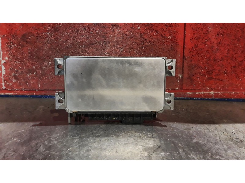 Recambio de centralita motor uce para fiat punto berl. (176) 55 s referencia OEM IAM IWA16FEB 7795574 