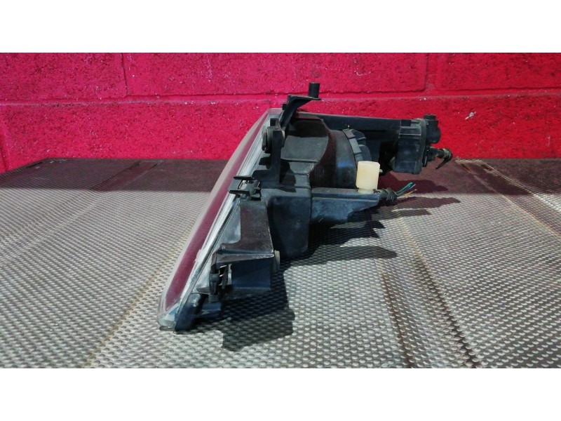 Recambio de faro derecho para lancia y10 y10 1.0 fila referencia OEM IAM   