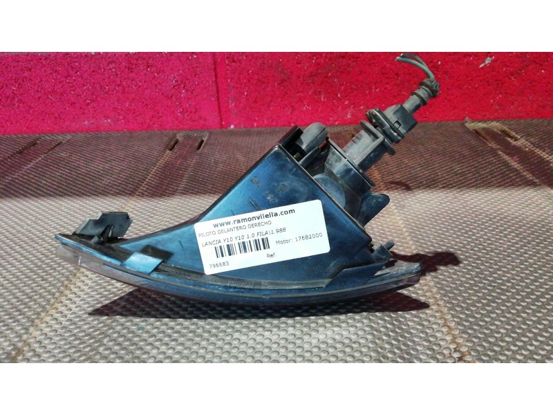 Recambio de piloto delantero derecho para lancia y10 y10 1.0 fila referencia OEM IAM   