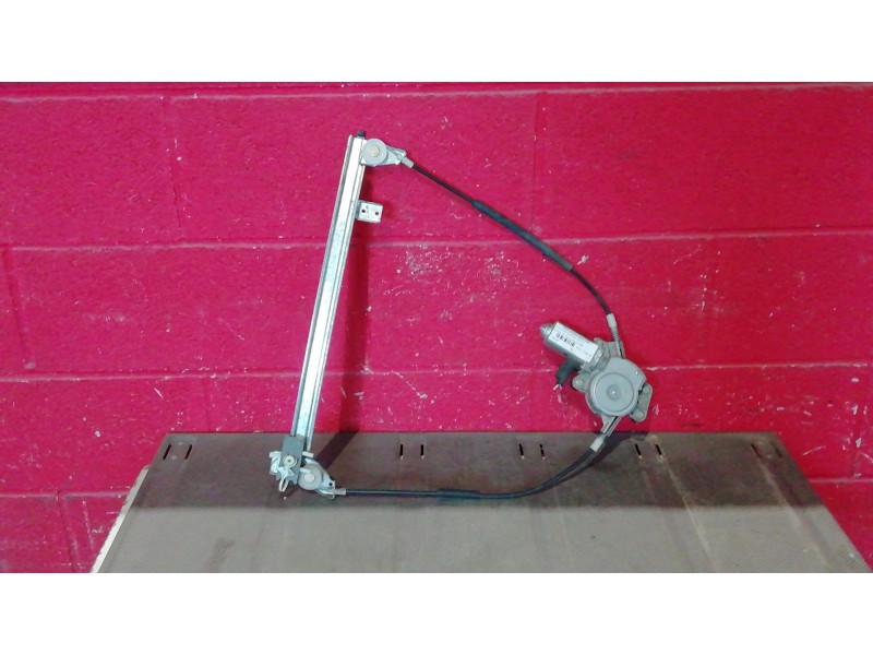 Recambio de elevalunas delantero derecho para lancia y10 y10 1.0 fila referencia OEM IAM    Recambio de elevalunas delantero derecho para lancia y10 y10 1.0 fila referencia OEM IAM