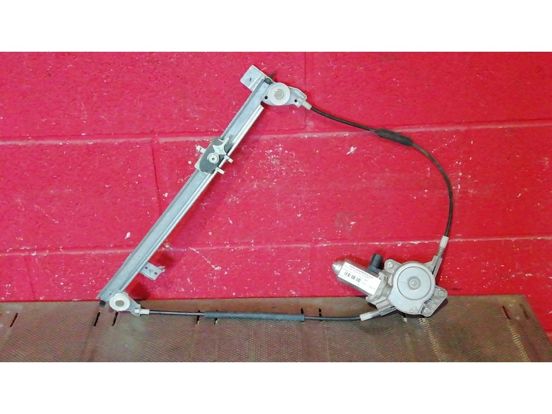 Recambio de elevalunas delantero izquierdo para lancia y10 y10 1.0 fila referencia OEM IAM    Recambio de elevalunas delantero izquierdo para lancia y10 y10 1.0 fila referencia OEM IAM