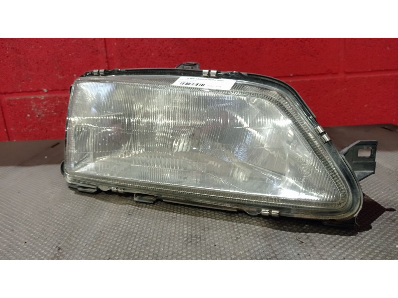 Recambio de faro izquierdo para peugeot 306 referencia OEM IAM    Recambio de faro izquierdo para peugeot 306 referencia OEM IAM