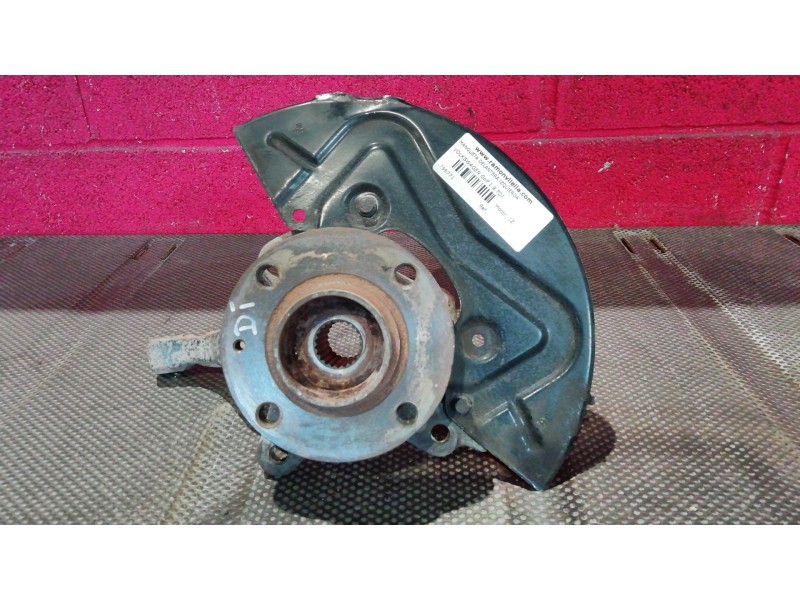 Recambio de mangueta delantera izquierda para volkswagen golf 1.9 tdi conceptline referencia OEM IAM    Recambio de mangueta delantera izquierda para volkswagen golf 1.9 tdi conceptline referencia OEM IAM