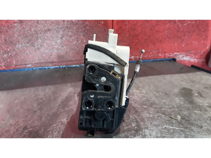 Recambio de cerradura puerta delantera derecha para hyundai i30  | 0.07 - ...  | 0.07 - ... referencia OEM IAM   