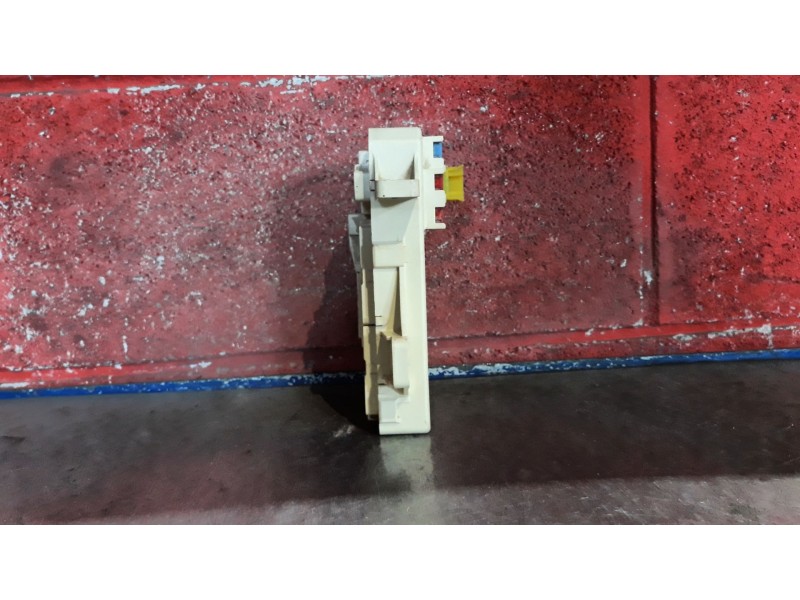 Recambio de caja reles fusibles para hyundai i30  | 0.07 - ...  | 0.07 - ... referencia OEM IAM 919501H510  