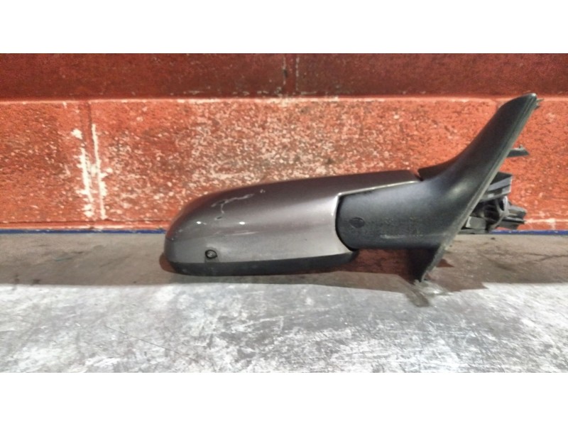Recambio de retrovisor derecho para renault megane ii classic berlina 1.9 dci diesel | 0.03 - ... 1.9 dci diesel | 0.03 - ... re