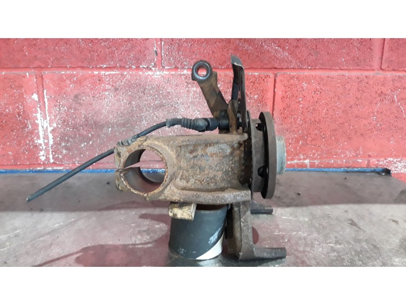 Recambio de mangueta delantera izquierda para volkswagen golf iv berlina (1j1) 1.6 | 0.97 - ... 1.6 | 0.97 - ... referencia OEM 