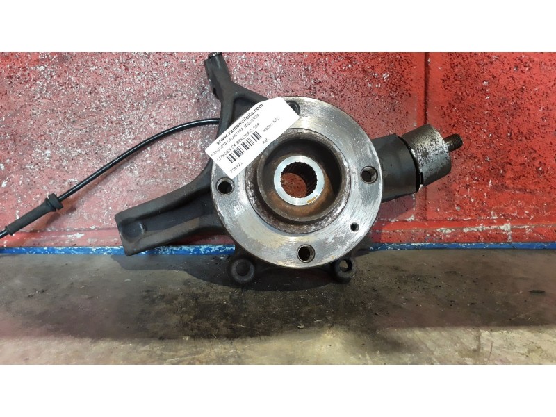 Recambio de mangueta delantera izquierda para citroen c4 berlina 1.6 16v referencia OEM IAM   