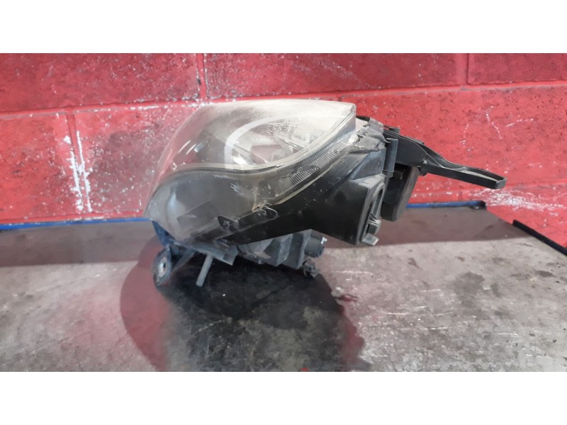 Recambio de faro izquierdo para fiat doblo active referencia OEM IAM    Recambio de faro izquierdo para fiat doblo active referencia OEM IAM