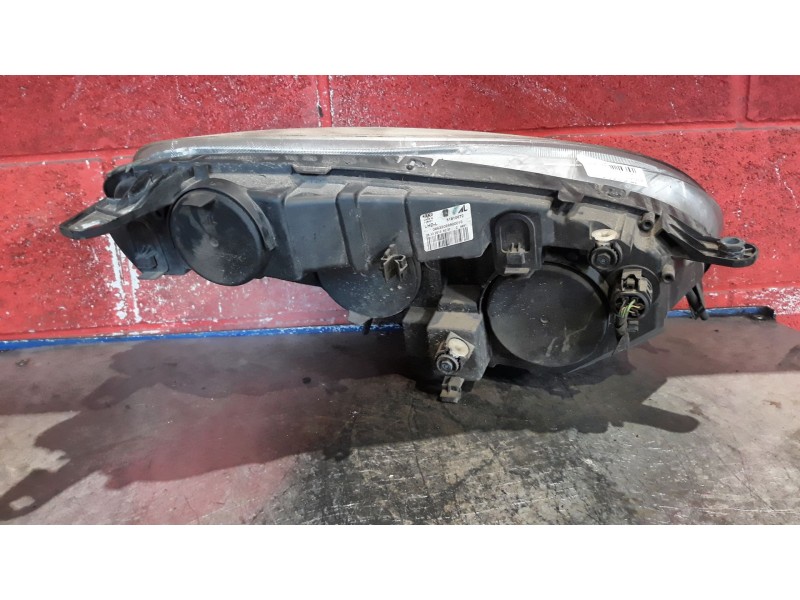 Recambio de faro izquierdo para fiat doblo active referencia OEM IAM    Recambio de faro izquierdo para fiat doblo active referencia OEM IAM