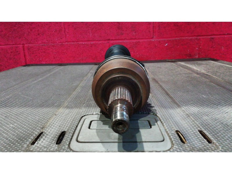 Recambio de transmision delantera izquierda para renault laguna iii referencia OEM IAM    Recambio de transmision delantera izquierda para renault laguna iii referencia OEM IAM