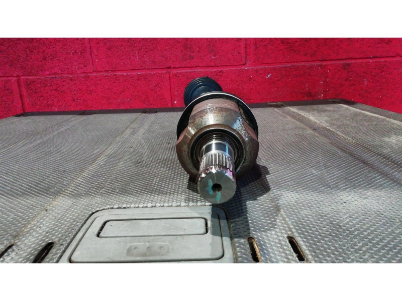 Recambio de transmision delantera izquierda para renault laguna iii referencia OEM IAM    Recambio de transmision delantera izquierda para renault laguna iii referencia OEM IAM