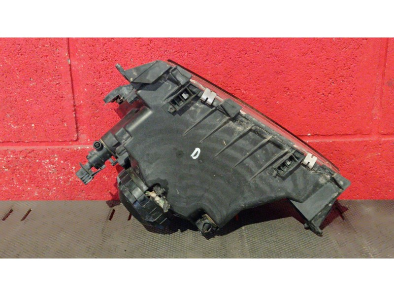 Recambio de faro izquierdo para peugeot 306 referencia OEM IAM    Recambio de faro izquierdo para peugeot 306 referencia OEM IAM